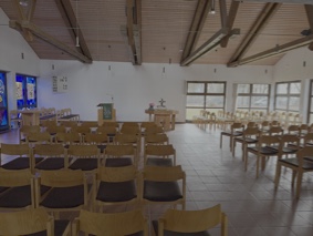 Blick in den Kirchenraum